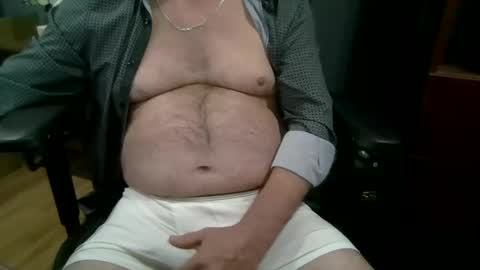 Snapshot of joebloe02 chatting on 06-08-26, 04:07 joebloe02 online show from 06-08-26, 04:07