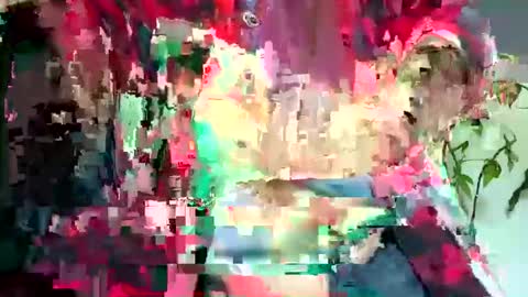 Snapshot of joeblow2525 chatting on 10-04-25, 12:25 joeblow2525 online show from 10-04-25, 12:25