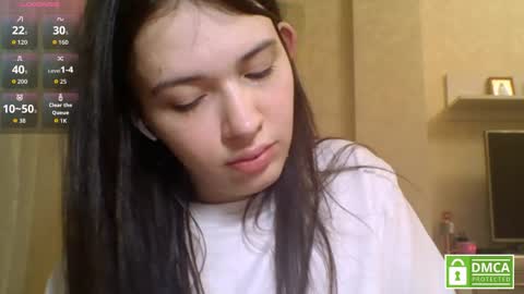 Jennifer online show from 06-03-26, 06:46