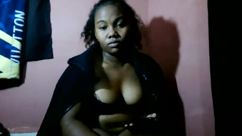 joenah012 online show from 07-10-26, 06:21