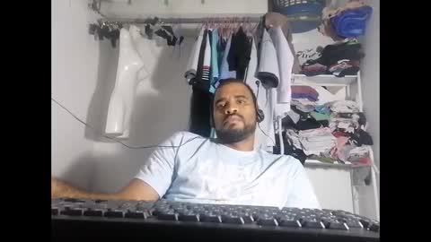 johan2222222222 online show from 02-18-25, 06:59