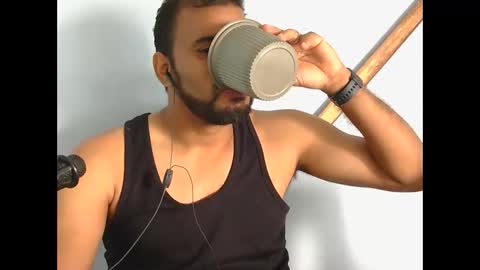 johan2222222222 online show from 10-29-25, 01:46