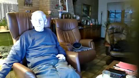 Snapshot of johan7_heet chatting on 12-28-24, 03:59 johan7 heet online show from 12-28-24, 03:59