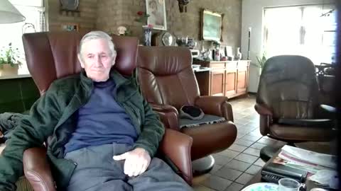 Snapshot of johan7_heet chatting on 12-31-24, 12:46 johan7 heet online show from 12-31-24, 12:46