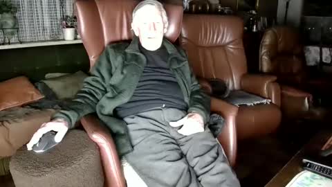 Snapshot of johan7_heet chatting on 03-06-25, 06:16 johan7 heet online show from 03-06-25, 06:16