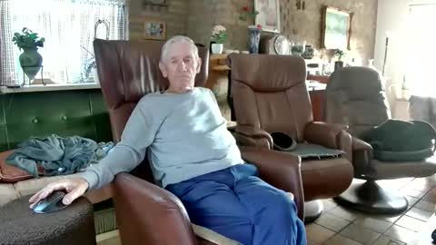 Snapshot of johan7_heet chatting on 09-15-25, 03:56 johan7 heet online show from 09-15-25, 03:56