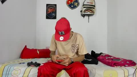 Snapshot of johan_and_antonella chatting on 12-07-24, 03:58 johan_and_antonella online show from 12-07-24, 03:58