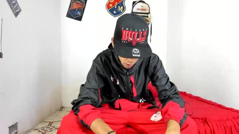 Snapshot of johan_and_antonella chatting on 02-03-25, 05:29 johan_and_antonella online show from 02-03-25, 05:29