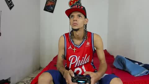 Snapshot of johan_and_antonella chatting on 02-08-25, 11:02 johan_and_antonella online show from 02-08-25, 11:02