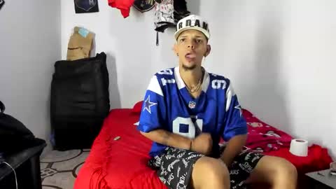 johan_and_antonella online show from 03-15-26, 11:05