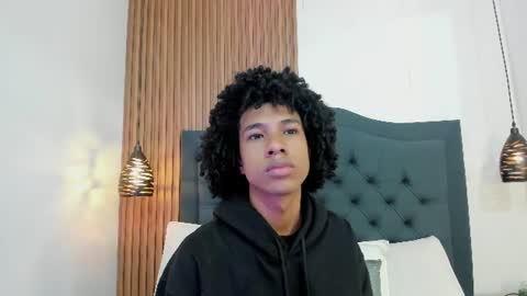 Snapshot of johan_gz_ chatting on 06-15-26, 11:45 Johan online show from 06-15-26, 11:45