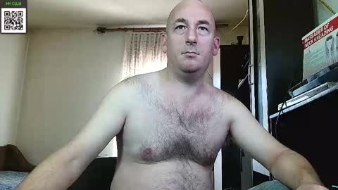 Snapshot of johanbarker chatting on 01-09-25, 09:06 Johan online show from 01-09-25, 09:06