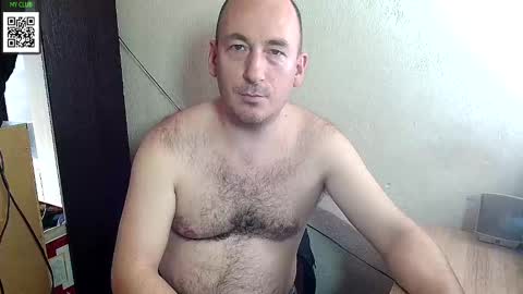 Snapshot of johanbarker chatting on 02-25-25, 11:30 Johan online show from 02-25-25, 11:30