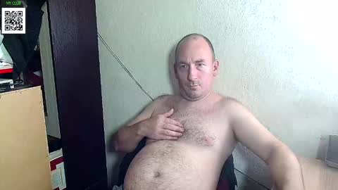 Snapshot of johanbarker chatting on 02-25-25, 05:36 Johan online show from 02-25-25, 05:36