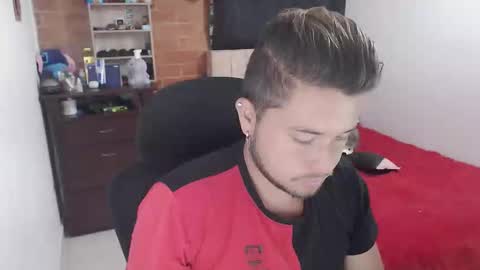 Snapshot of johanleonsweetboy chatting on 03-05-26, 03:08 JOHAN independient model online show from 03-05-26, 03:08