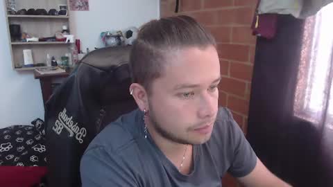 Snapshot of johanleonsweetboy chatting on 06-16-26, 05:59 JOHAN independient model online show from 06-16-26, 05:59