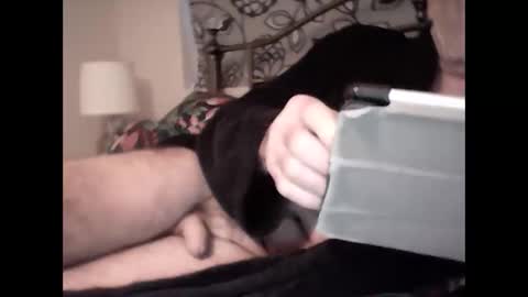 john091254 online show from 12-16-25, 07:46