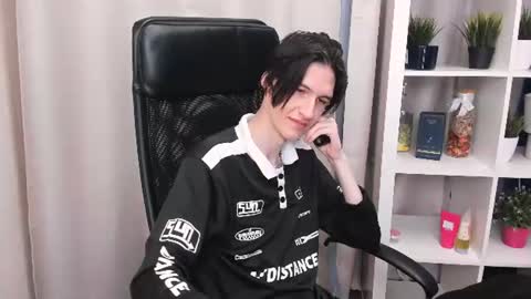 john__strong online show from 06-21-26, 03:47