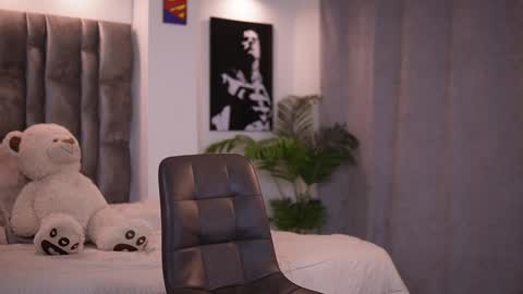 john online show from 02-04-25, 09:20