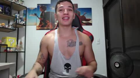 Snapshot of john_s117 chatting on 01-11-25, 01:37 JOHN online show from 01-11-25, 01:37