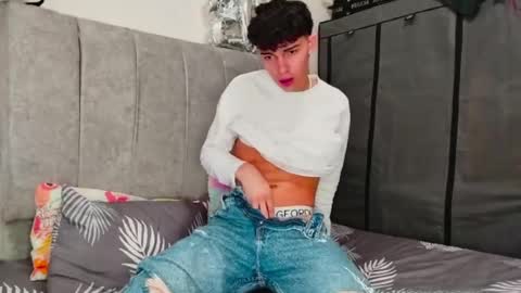 John Vichenso online show from 12-10-24, 08:38