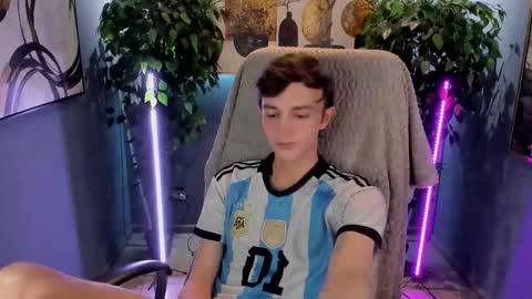 John online show from 12-03-25, 01:53