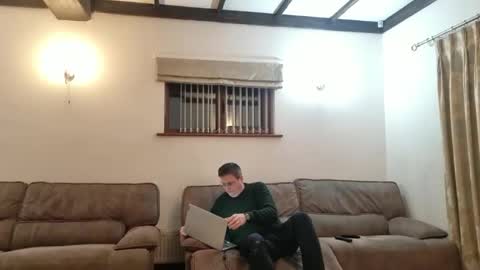 johnathan_stuart33 online show from 03-08-26, 02:04