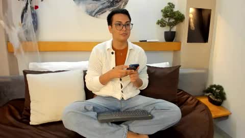 Snapshot of johnbelrose chatting on 11-03-25, 07:15 johnbelrose online show from 11-03-25, 07:15