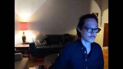 Snapshot of johneelicks chatting on 05-17-26, 08:12 Johnee online show from 05-17-26, 08:12