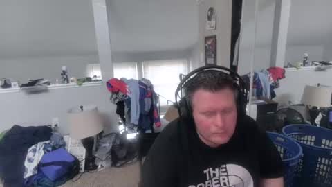johnf23762458 online show from 07-01-26, 01:24