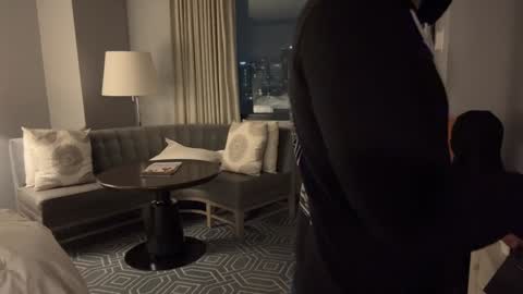 J online show from 12-31-24, 11:42