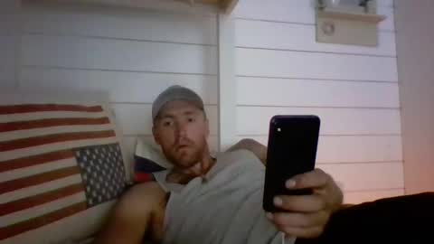 Snapshot of johngiaver3 chatting on 05-18-26, 10:32 johngiaver3 online show from 05-18-26, 10:32