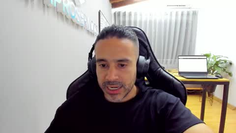 JOHN G MODELS online show from 03-09-26, 06:23