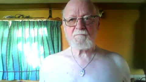 johnjuly1948 online show from 04-19-26, 08:13