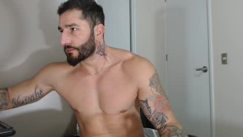 Snapshot of johnklleyn chatting on 03-07-25, 12:26 john online show from 03-07-25, 12:26