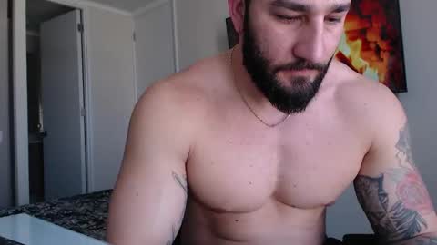 Snapshot of johnklleyn chatting on 09-18-25, 06:43 john online show from 09-18-25, 06:43