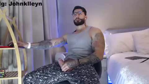 Snapshot of johnklleyn chatting on 06-19-26, 08:34 john online show from 06-19-26, 08:34