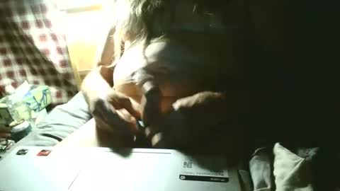 johnnieq1971 online show from 05-02-26, 03:00