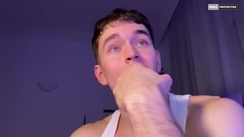 Snapshot of johnnnyhorny chatting on 11-06-25, 09:26 Johnny online show from 11-06-25, 09:26