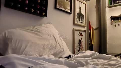 Johnny Bukkake online show from 05-09-26, 06:51