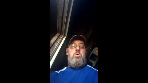 Snapshot of johnohn410 chatting on 05-18-26, 05:41 johnohn410 online show from 05-18-26, 05:41
