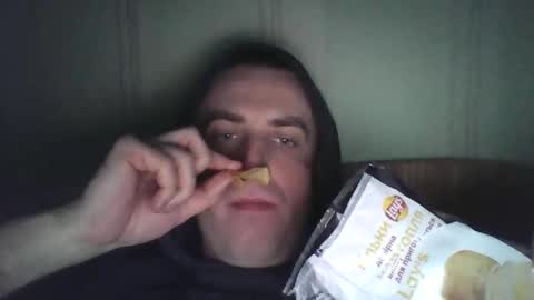 Snapshot of johnoreon chatting on 03-05-25, 03:07 johnoreon online show from 03-05-25, 03:07