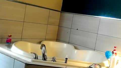 johnpaulkent82 online show from 01-10-26, 10:50