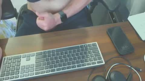 johnprivate494 online show from 09-29-25, 01:11