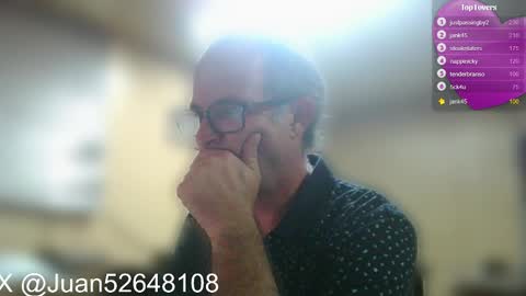 Snapshot of johnq_23 chatting on 12-13-24, 07:43 John online show from 12-13-24, 07:43