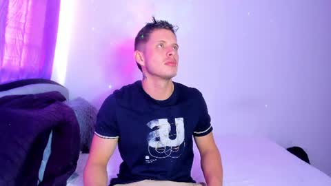 Snapshot of johnycooper08 chatting on 07-08-26, 12:42 johnycooper08 online show from 07-08-26, 12:42