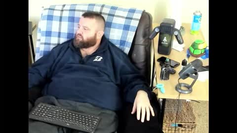 Snapshot of joi4you chatting on 11-16-25, 05:57 Voyeur online show from 11-16-25, 05:57