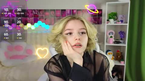 Paula online show from 02-27-25, 09:14