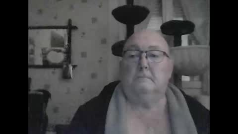 Snapshot of jojo60000529566 chatting on 01-06-25, 10:26 jojo60000529566 online show from 01-06-25, 10:26