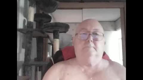 Snapshot of jojo60000529566 chatting on 02-03-25, 11:31 jojo60000529566 online show from 02-03-25, 11:31